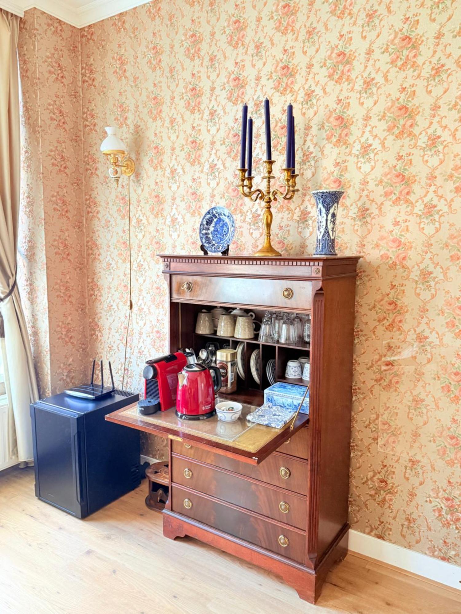 Luxurious Classical Dutch Styled Room In City Centre Of The Hague - Home Stay Экстерьер фото